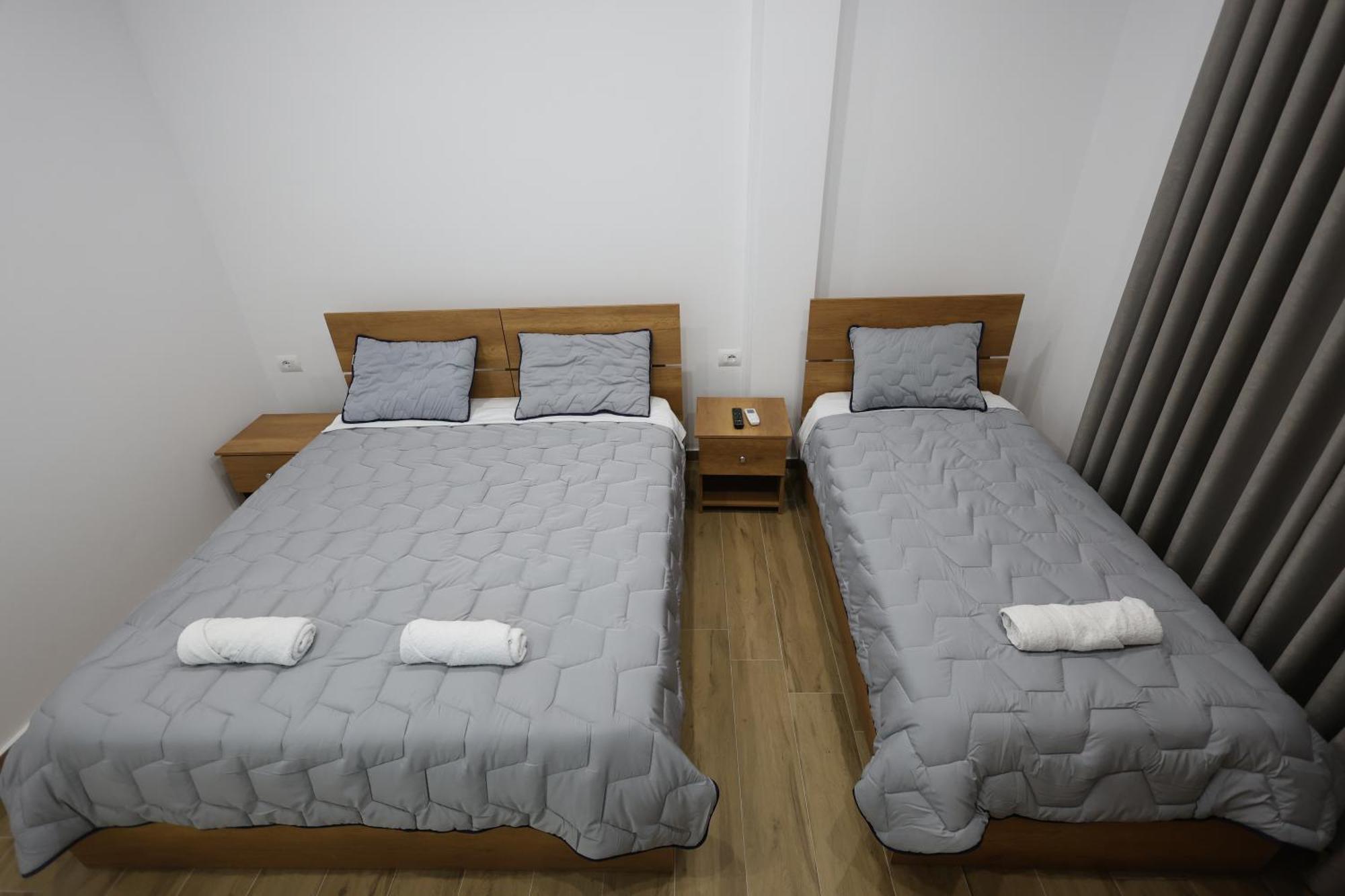 Guesthouse Aurel Berat Esterno foto