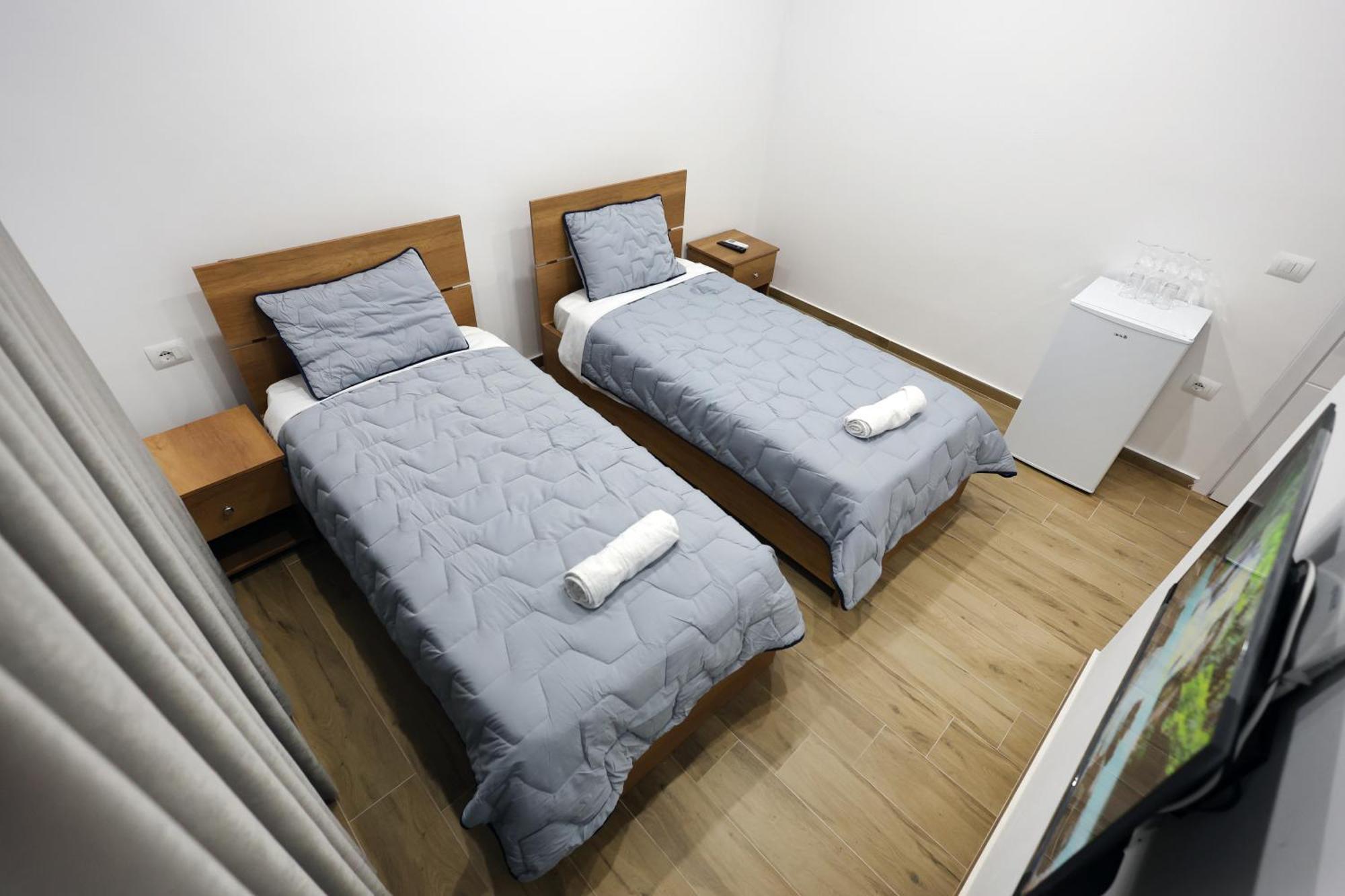 Guesthouse Aurel Berat Esterno foto
