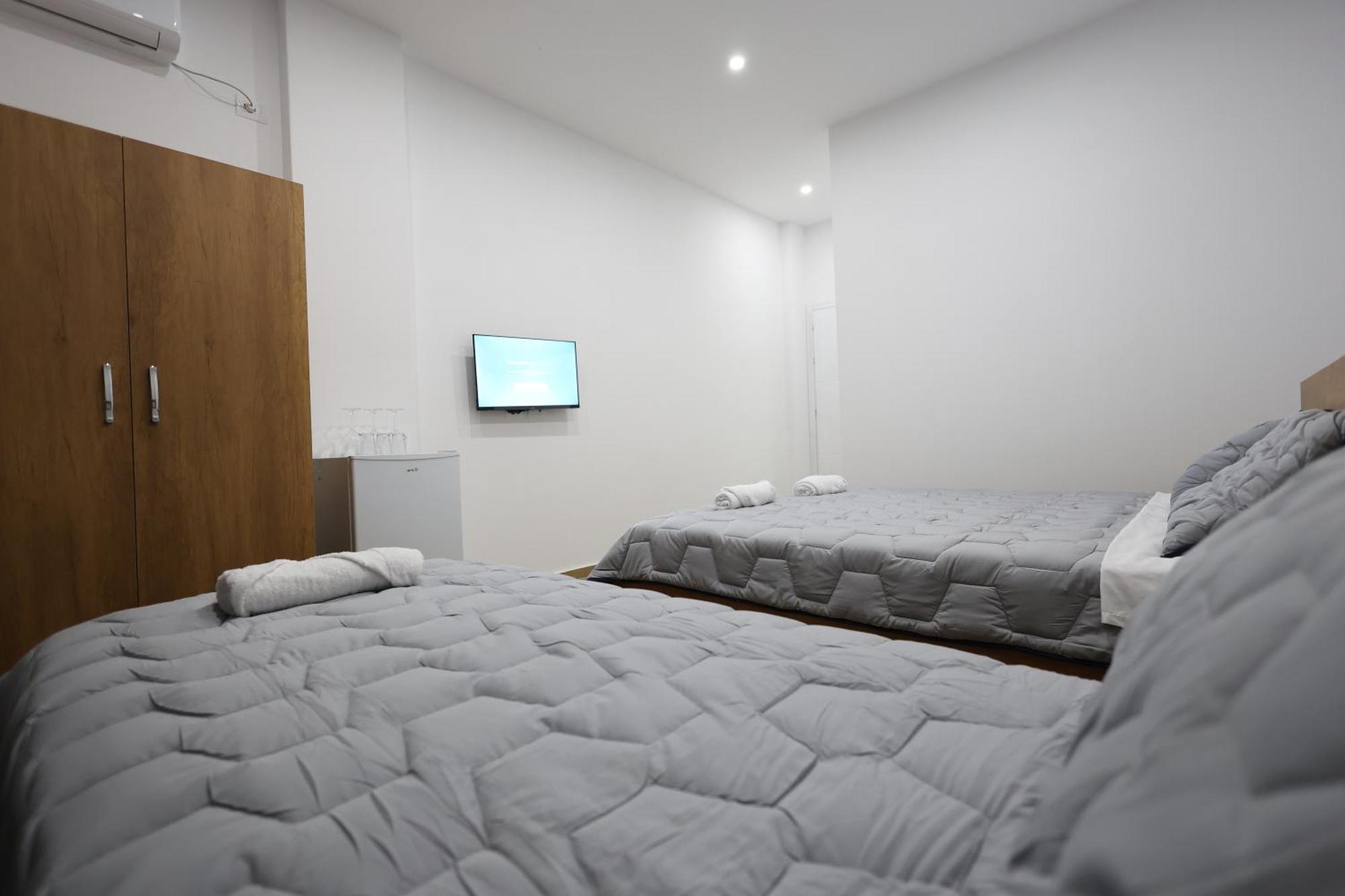 Guesthouse Aurel Berat Esterno foto