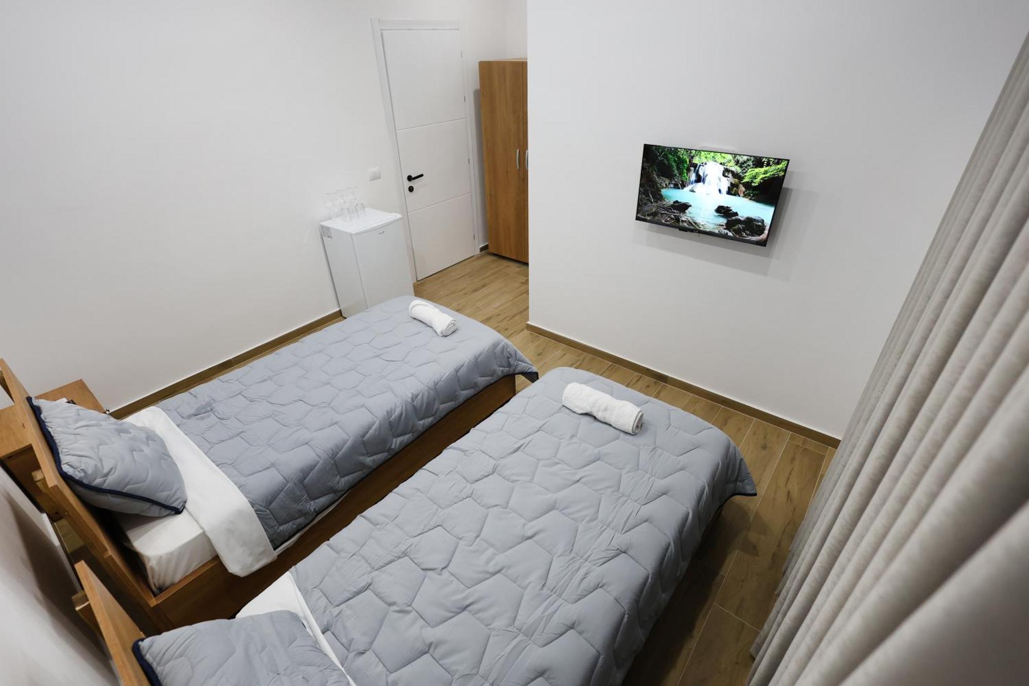 Guesthouse Aurel Berat Esterno foto