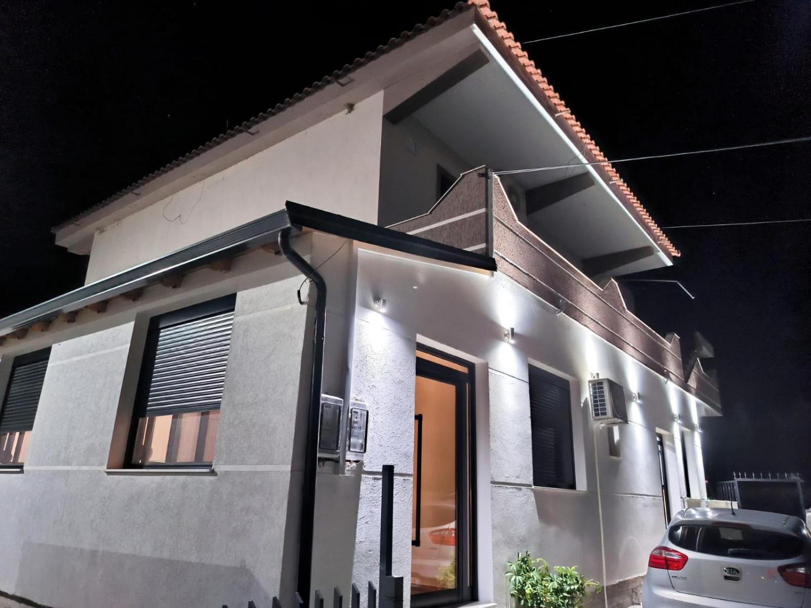 Guesthouse Aurel Berat Esterno foto